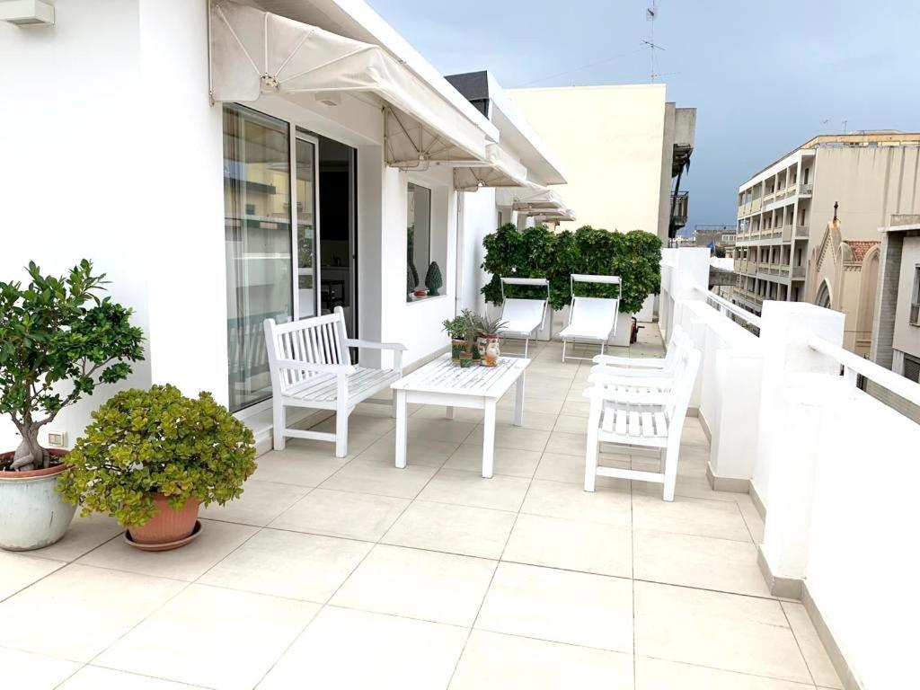 Siracusa Luxury Apartment 레조디칼라브리아 외부 사진